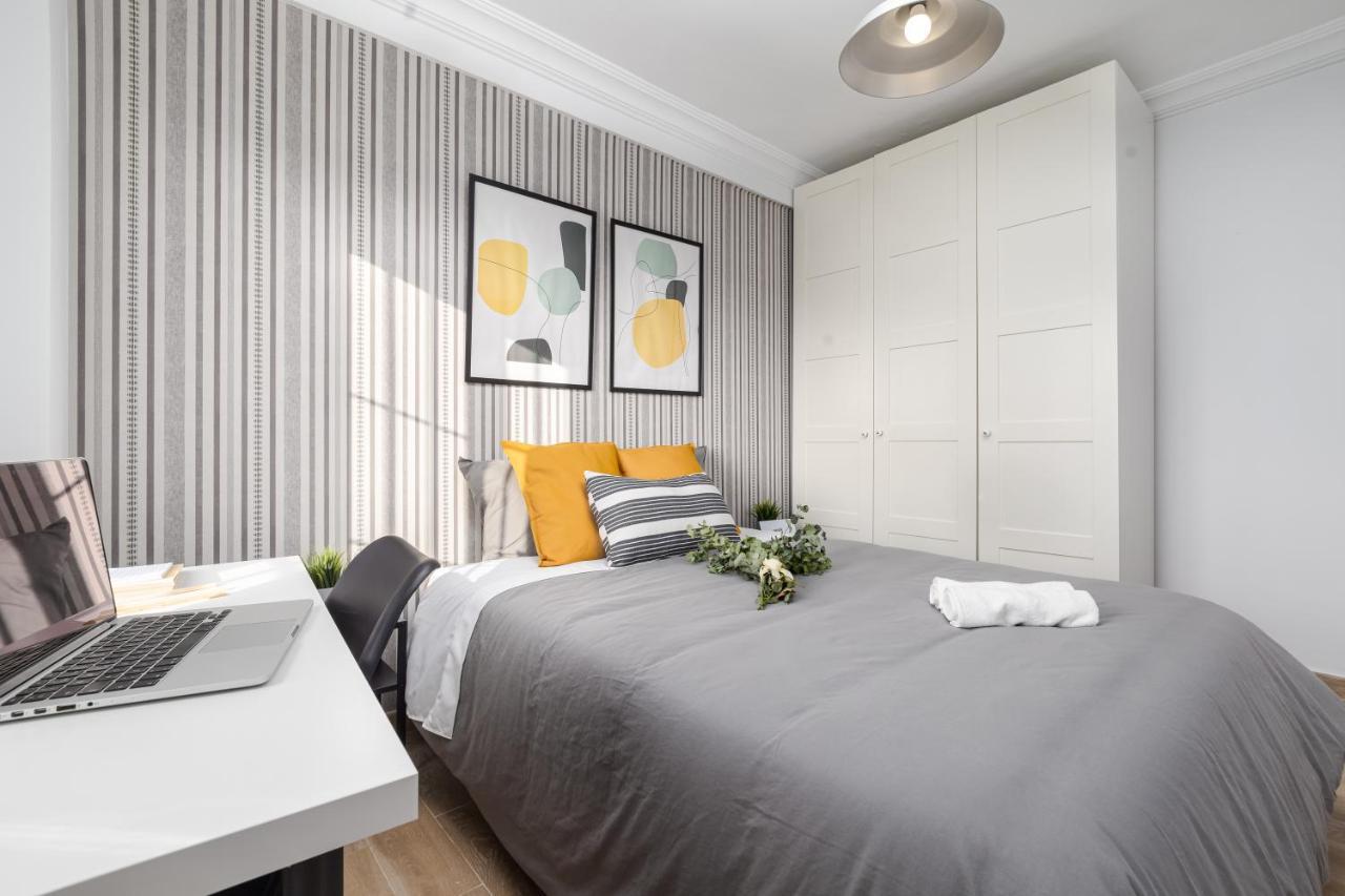 Nordik Rooms Urban - Urena "Grindavik" マラガ エクステリア 写真