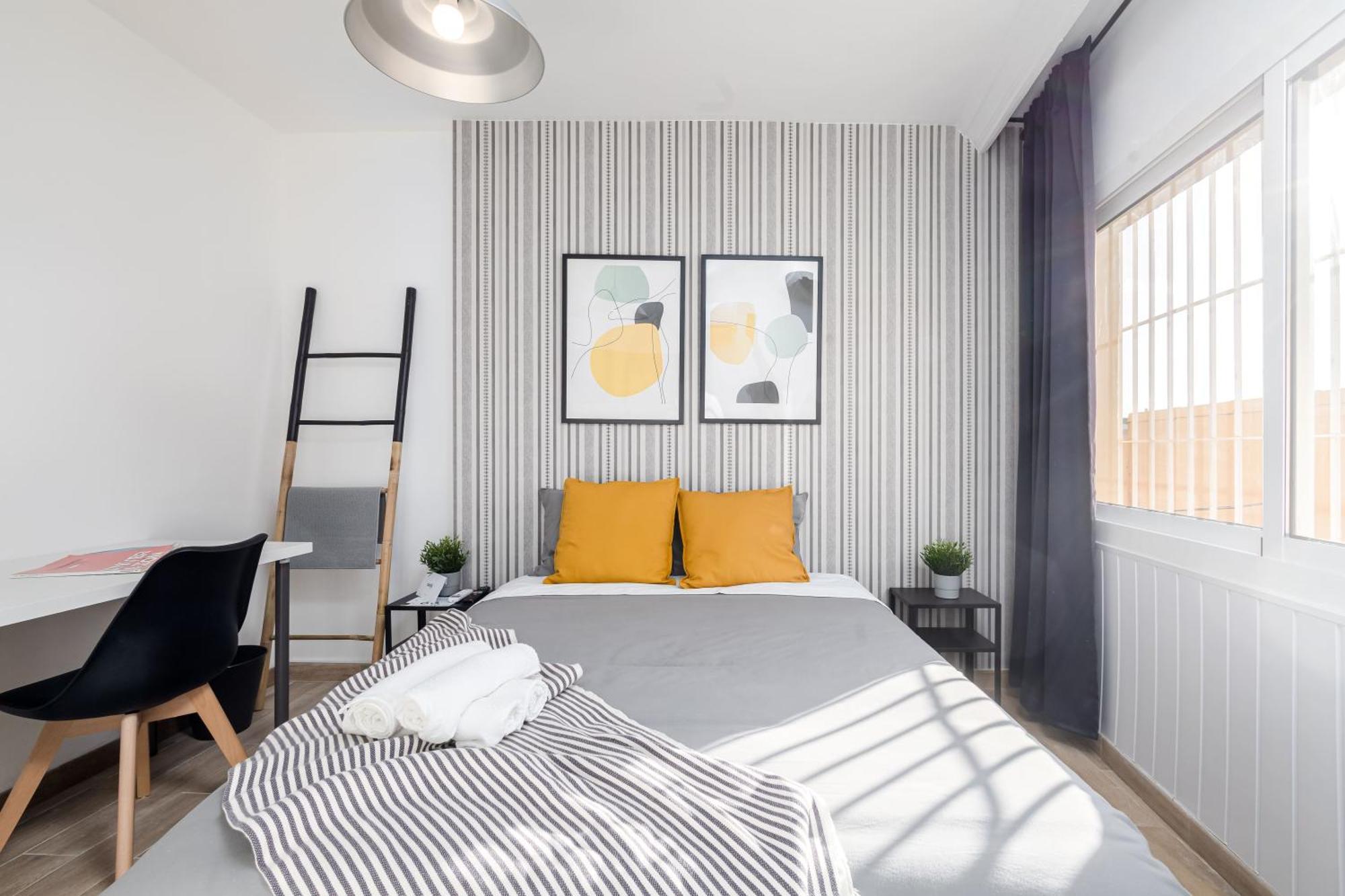 Nordik Rooms Urban - Urena "Grindavik" マラガ エクステリア 写真